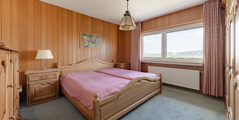 großes Schlafzimmer