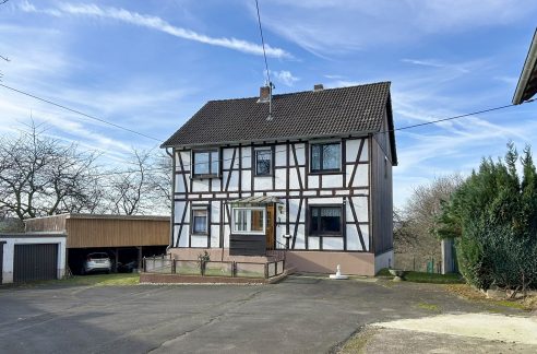 Straßenansicht