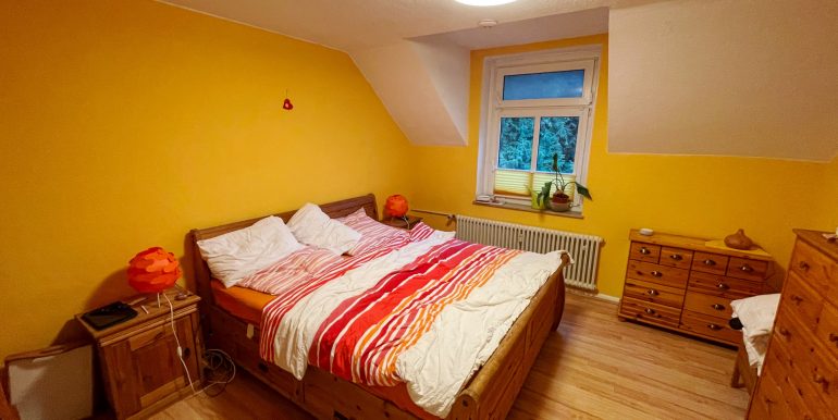 Schlafzimmer1 OG