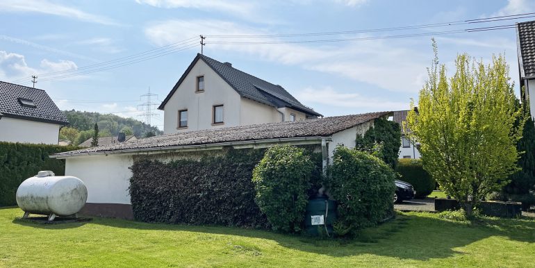 Garten hinter den Garagen