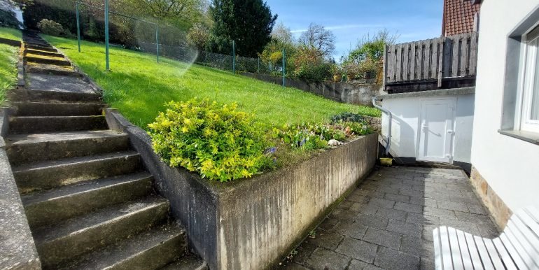 Ein Teil der nach Süden ausgerichteten Terrasse