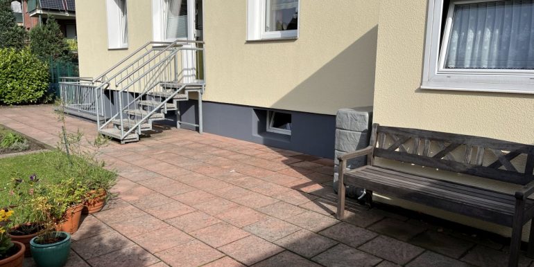 Terrasse der EG-Wohnung