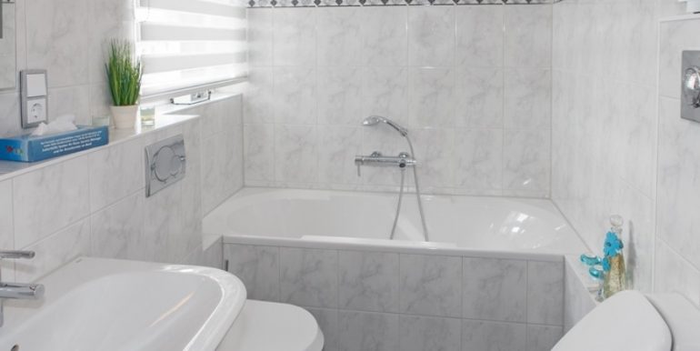 Badezimmer I