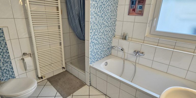 Badezimmer EG